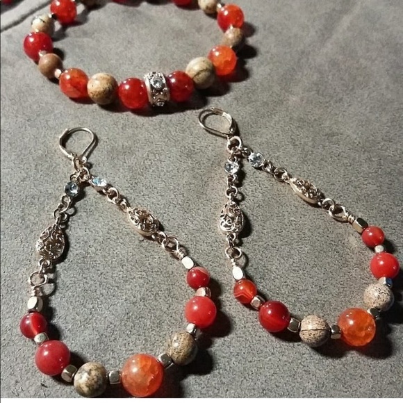 Set - Picture 3 of 3